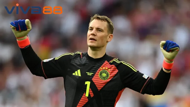 Thủ môn Đức Manuel Neuer